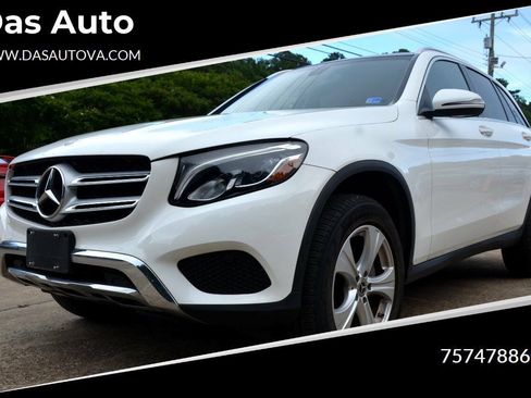 Used 2018 Mercedes-Benz GLC 300 4MATIC image 1