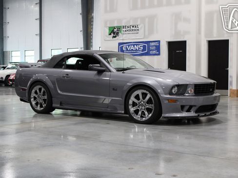 Used 2006 Ford Mustang GT RWD image 34