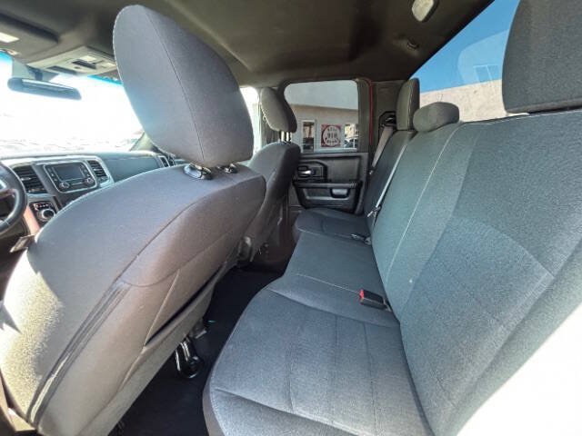 Used 2022 RAM 1500 Warlock AWD/4WD image 19