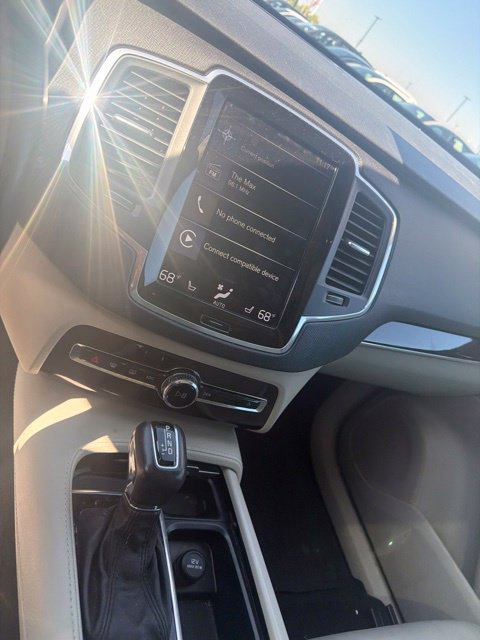 Used 2019 Volvo XC90 T6 Momentum w/ Advanced Package AWD/4WD image 15