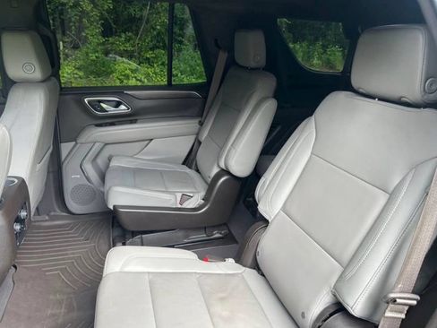 Used 2023 Chevrolet Tahoe Z71 AWD/4WD image 12