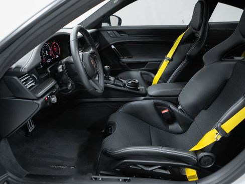Certified 2026 Porsche 911 GT3 RWD image 22