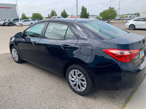 Used 2018 Toyota Corolla LE w/ Carpet Mat Package (TMS) FWD image 7