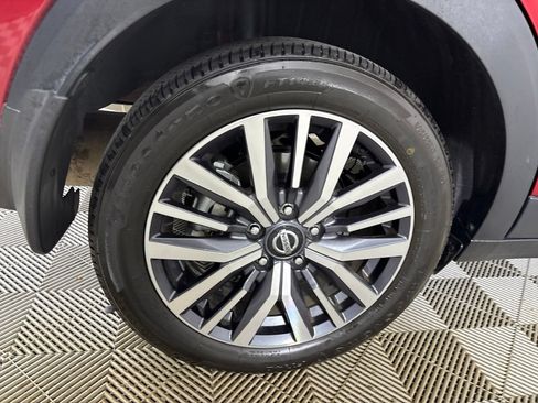 Used 2021 Nissan Kicks SV FWD image 30