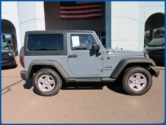 Used 2015 Jeep Wrangler Sport w/ Quick Order Package 24S AWD/4WD image 2