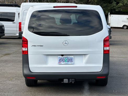 Used 2023 Mercedes-Benz Metris Passenger image 5
