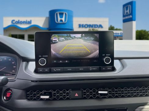 Used 2025 Honda Accord SE image 25
