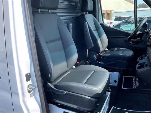Used 2026 Mercedes-Benz Sprinter 2500 image 6