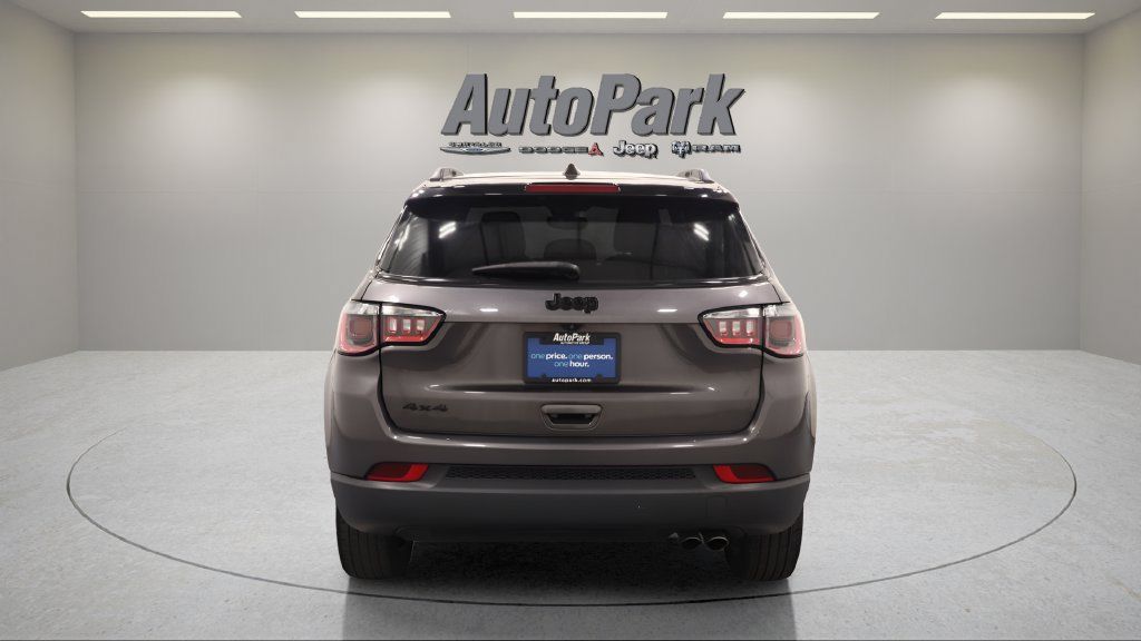 Certified 2022 Jeep Compass Latitude AWD/4WD image 9
