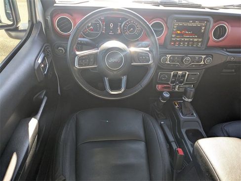 Used 2023 Jeep Wrangler Unlimited Rubicon w/ Cold Weather Group image 27