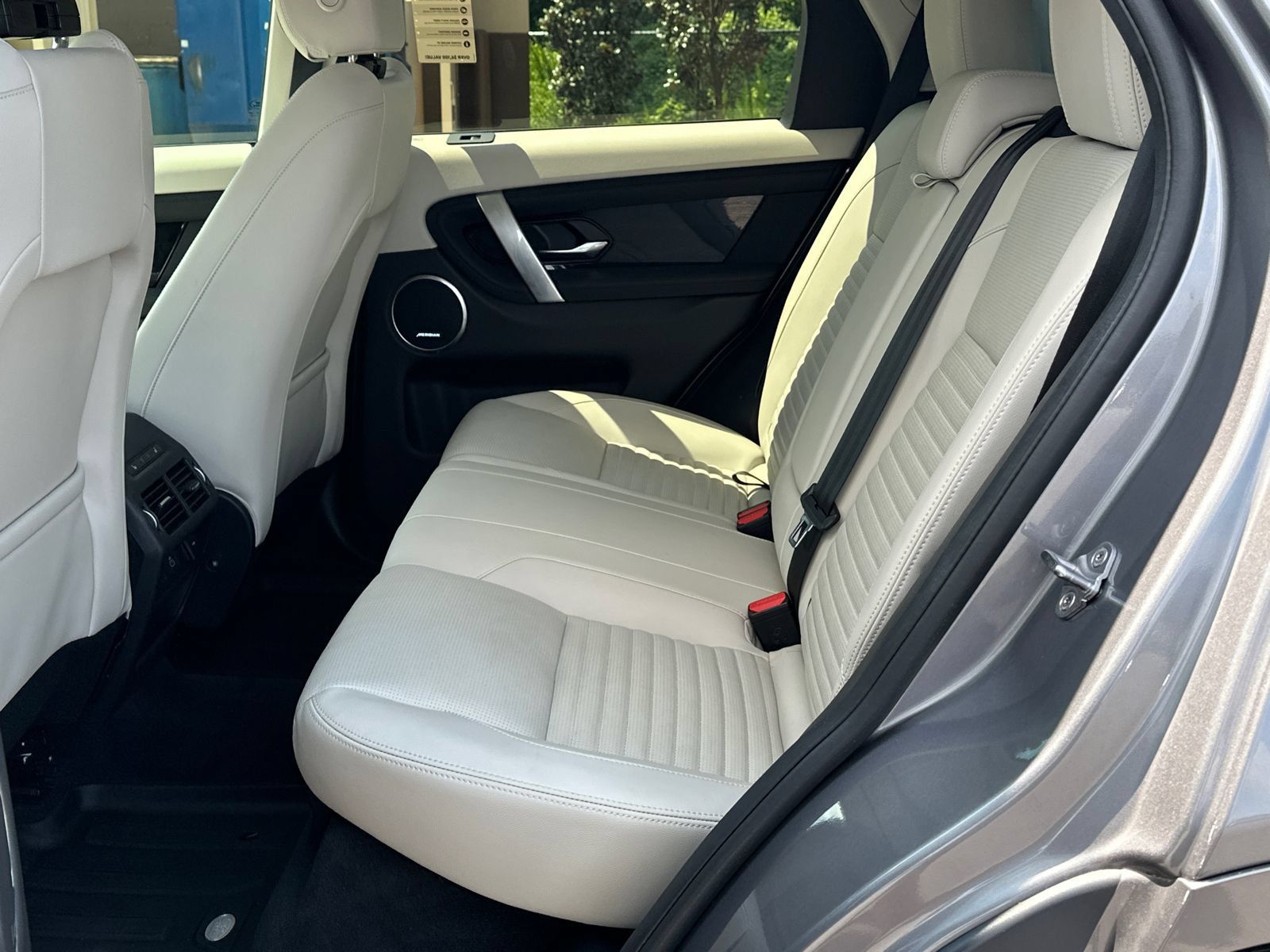 Used 2024 Land Rover Discovery Sport S AWD/4WD image 18