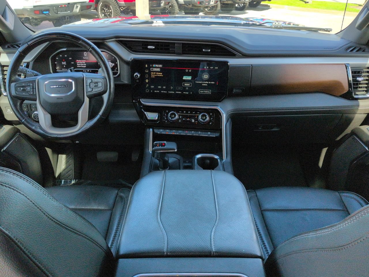 Used 2024 GMC Sierra 1500 Denali AWD/4WD image 14