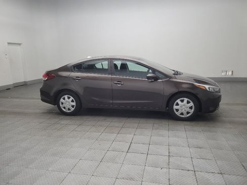 Used 2017 Kia Forte LX FWD image 11