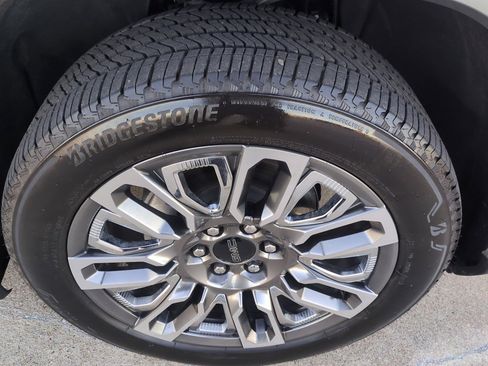 Used 2025 GMC Sierra 1500 Denali Ultimate image 26