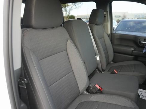 Used 2023 Chevrolet Silverado 2500 Custom w/ Custom Value Package image 19