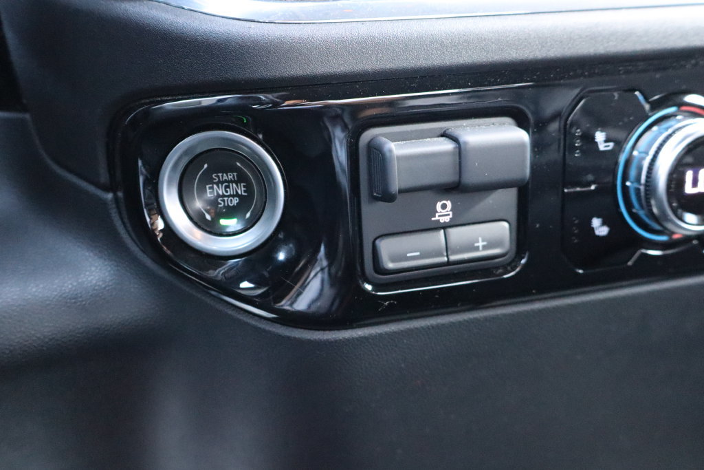 Used 2023 GMC Sierra 1500 Elevation w/ LPO, Elevation Black Package AWD/4WD image 12