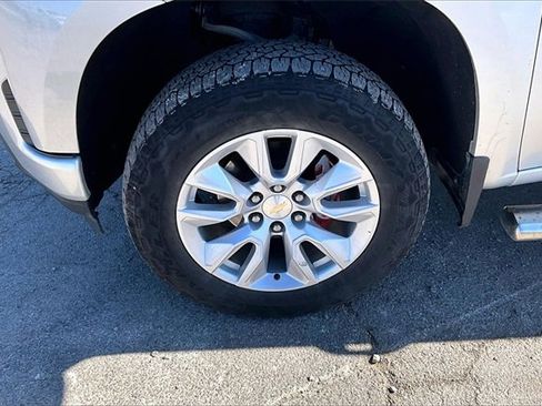 Used 2020 Chevrolet Silverado 1500 Custom w/ Custom Value Package image 35