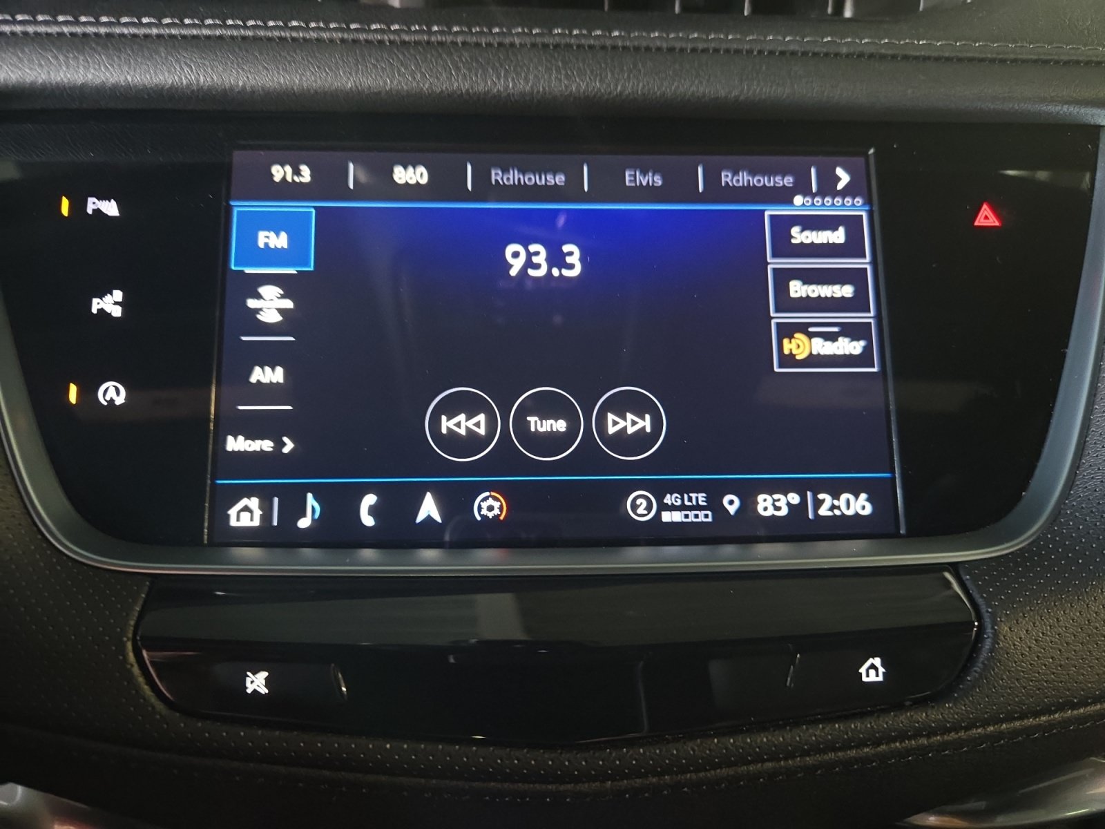 Used 2023 Cadillac XT5 Sportv w/ Technology Package AWD/4WD image 17