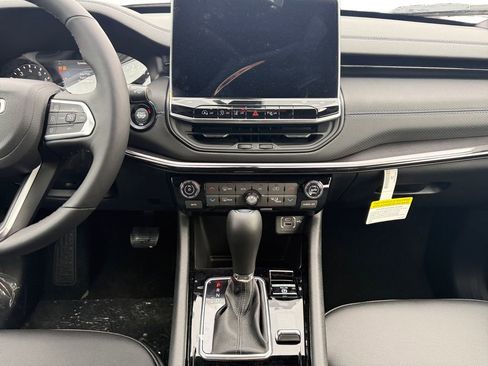 New 2026 Jeep Compass Limited image 11