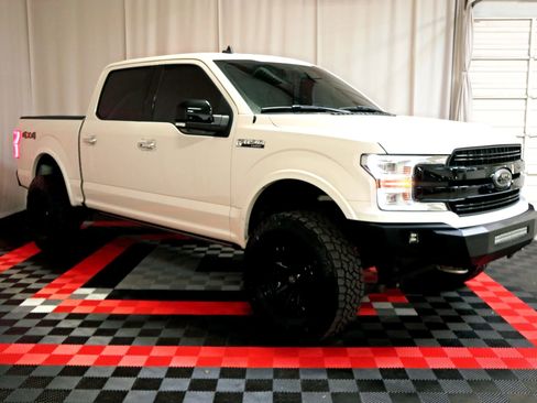 Used 2019 Ford F150 Lariat w/ Equipment Group 502A Luxury image 2