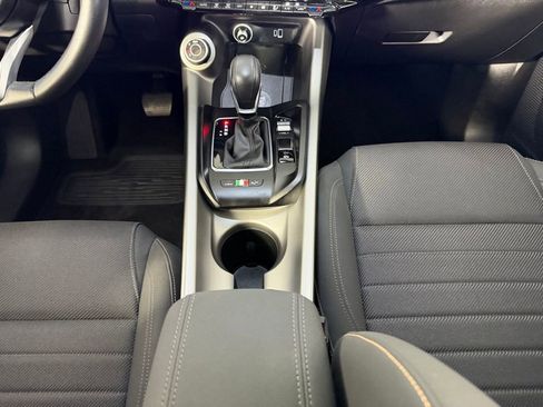 Used 2024 Alfa Romeo Tonale Ti image 16