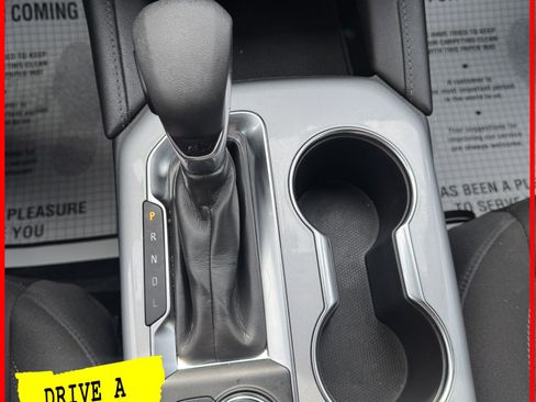 Used 2022 Chevrolet Blazer LT image 23