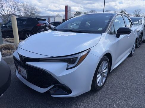 Certified 2023 Toyota Corolla SE image 1