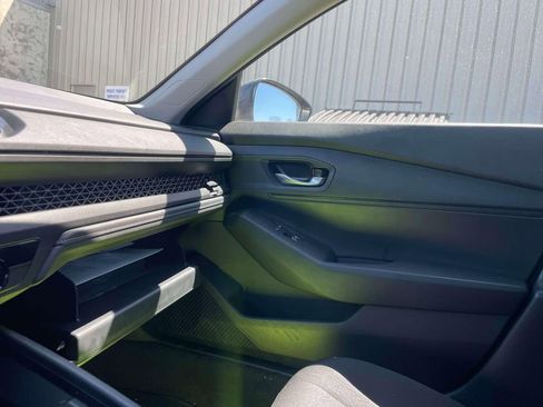 Used 2023 Honda Accord LX image 34