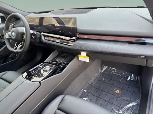New 2026 BMW i5 eDrive40 w/ M Sport Package RWD image 24