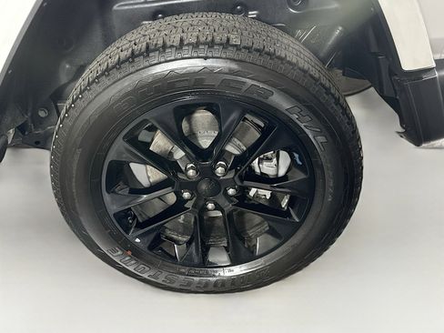 Used 2023 Jeep Wrangler Sahara w/ Cold Weather Group image 11