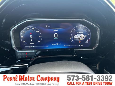 Used 2026 Chevrolet Silverado 1500 RST AWD/4WD image 12