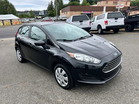 Used 2015 Ford Fiesta S image 3
