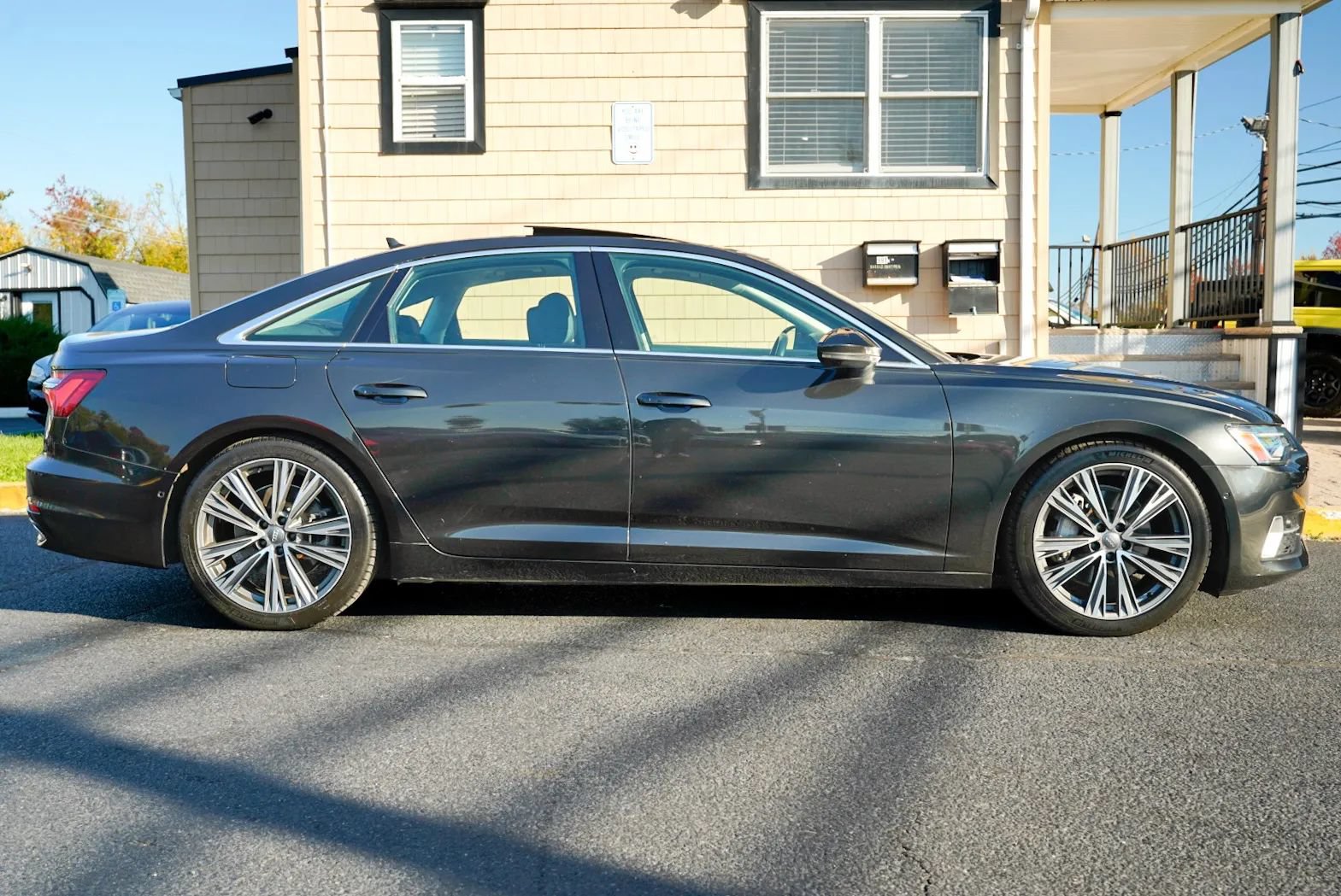 Used 2020 Audi A6 2.0T Premium Plus w/ Premium Plus Package AWD/4WD image 4