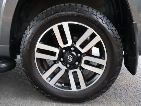 Used 2016 Toyota 4Runner Limited AWD/4WD image 43
