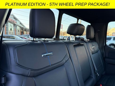 Used 2025 Ford F250 Platinum image 41