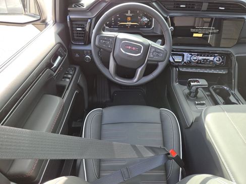 New 2026 GMC Sierra 1500 AT4X w/ LPO, Black Badging Package AWD/4WD image 33