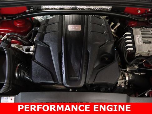 Used 2021 Porsche Macan GTS image 12