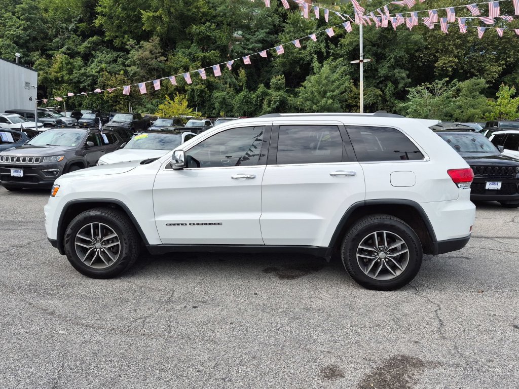 Used 2018 Jeep Grand Cherokee Limited AWD/4WD image 10