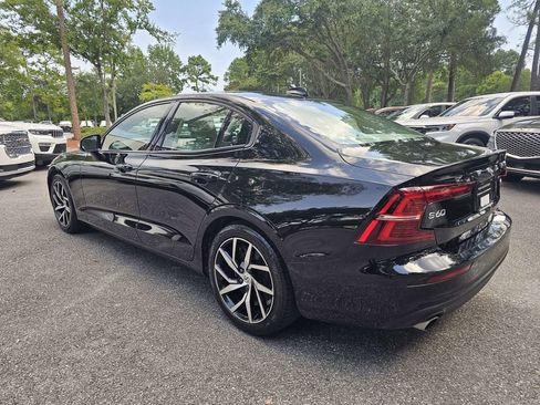 Used 2020 Volvo S60 T6 Momentum AWD/4WD image 5