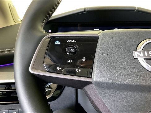 Certified 2025 Nissan Murano SL image 27