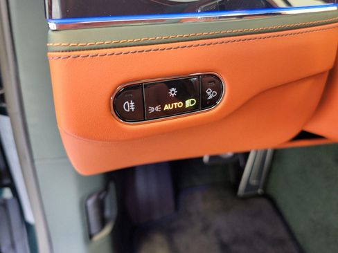 New 2026 Bentley Flying Spur Plug-In Hybrid AWD/4WD image 25