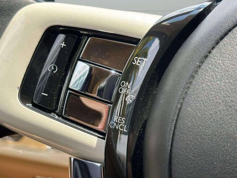 Used 2019 Rolls-Royce Phantom Sedan image 45