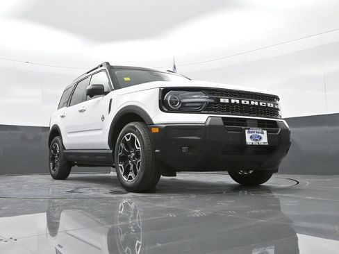 New 2025 Ford Bronco Sport Outer Banks w/ Outer Banks Tech Package+ image 49