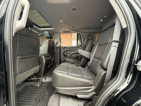 Used 2019 GMC Yukon SLT image 12
