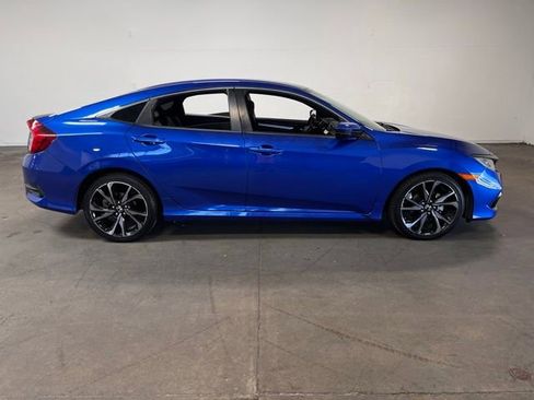 Used 2021 Honda Civic Sport image 2