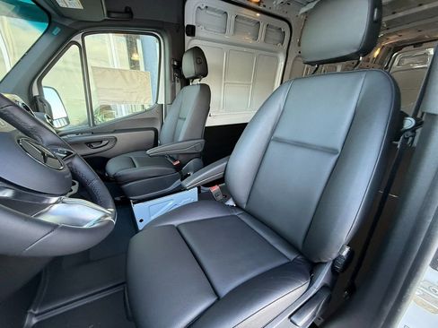 New 2025 Mercedes-Benz Sprinter 3500 image 11