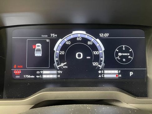 Used 2024 Toyota Tundra Limited w/ TRD Off-Road Package AWD/4WD image 5
