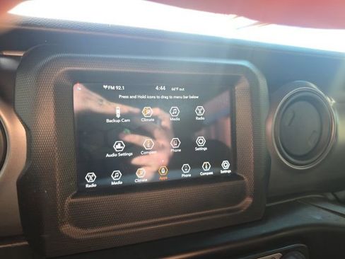 Used 2023 Jeep Wrangler Sport S image 17