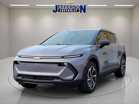 Used 2026 Chevrolet Equinox EV LT FWD image 1