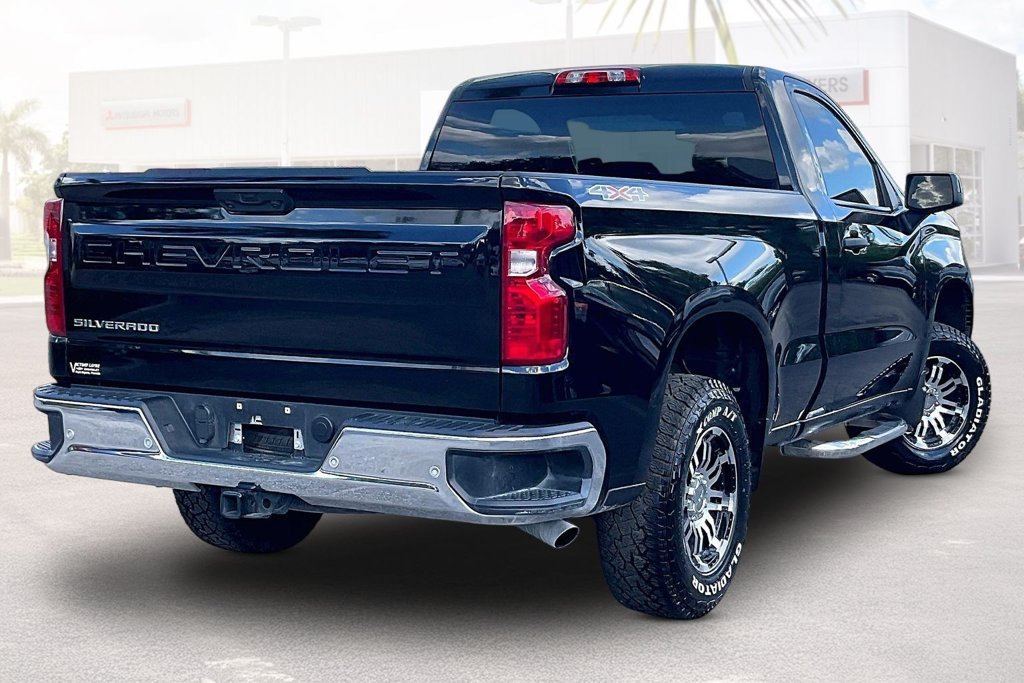 Used 2025 Chevrolet Silverado 1500 W/T w/ WT Safety Package AWD/4WD image 25
